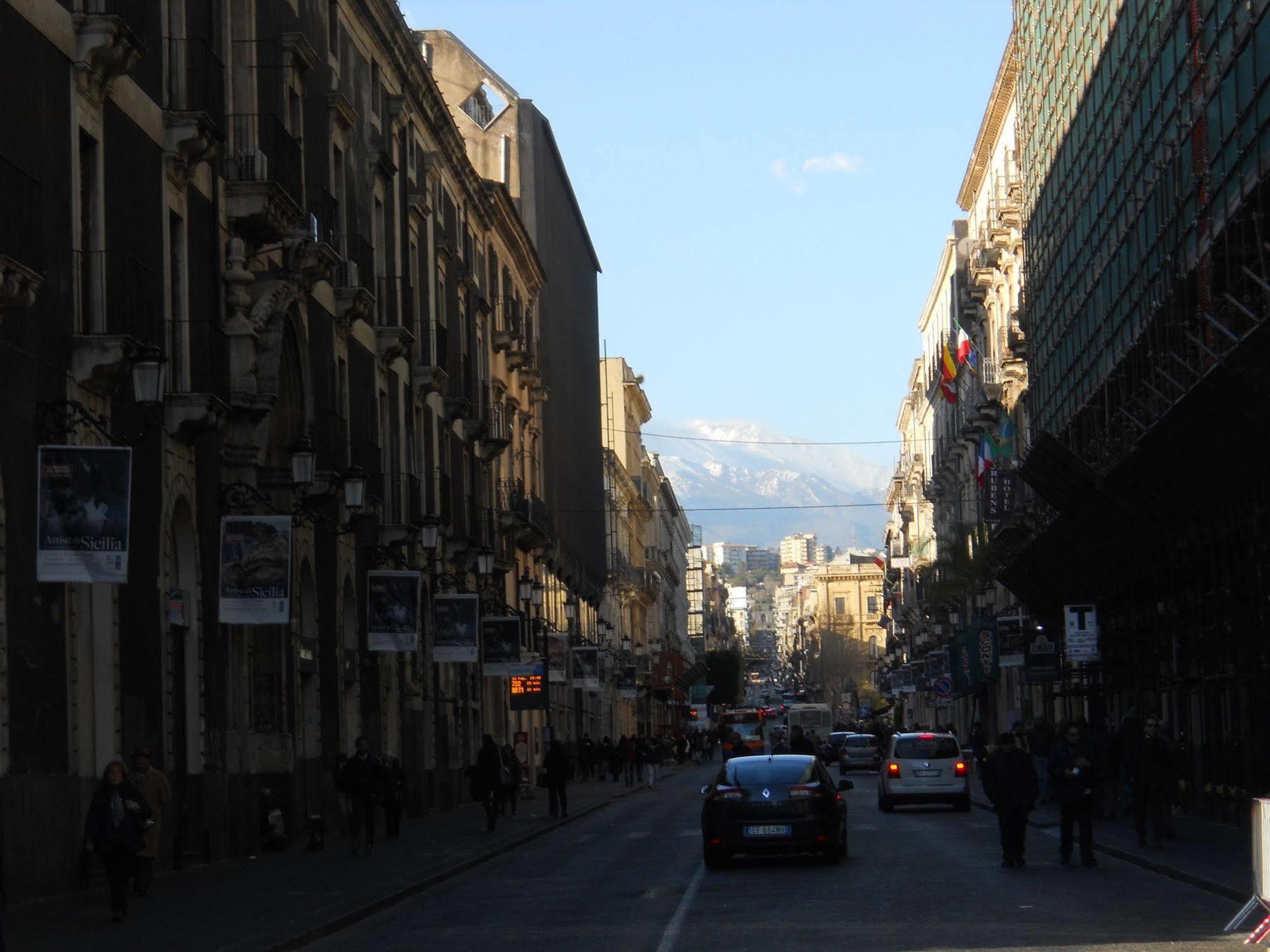 Catania Crossing B&B - Rooms & Comforts Exterior photo